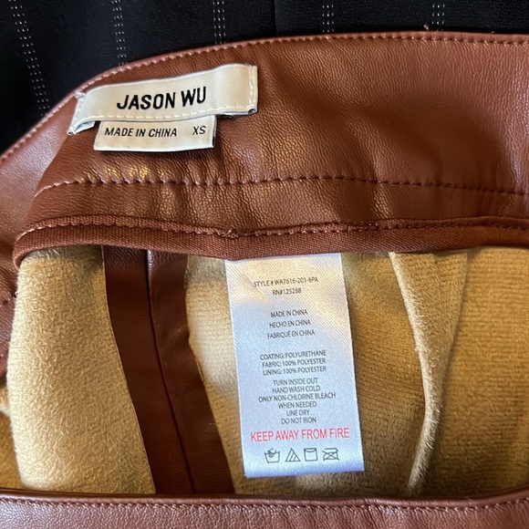 NWOT  JASON WU BROWN FAUX LEATHER SKIRT SZ XS - Picture 13 of 13